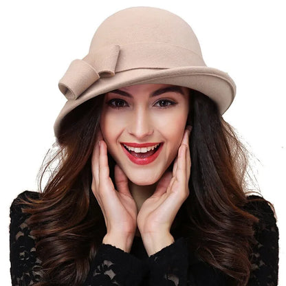 Chapéu Cloche Gatsby 1920s com Flor – Estilo Vintage Inverno
