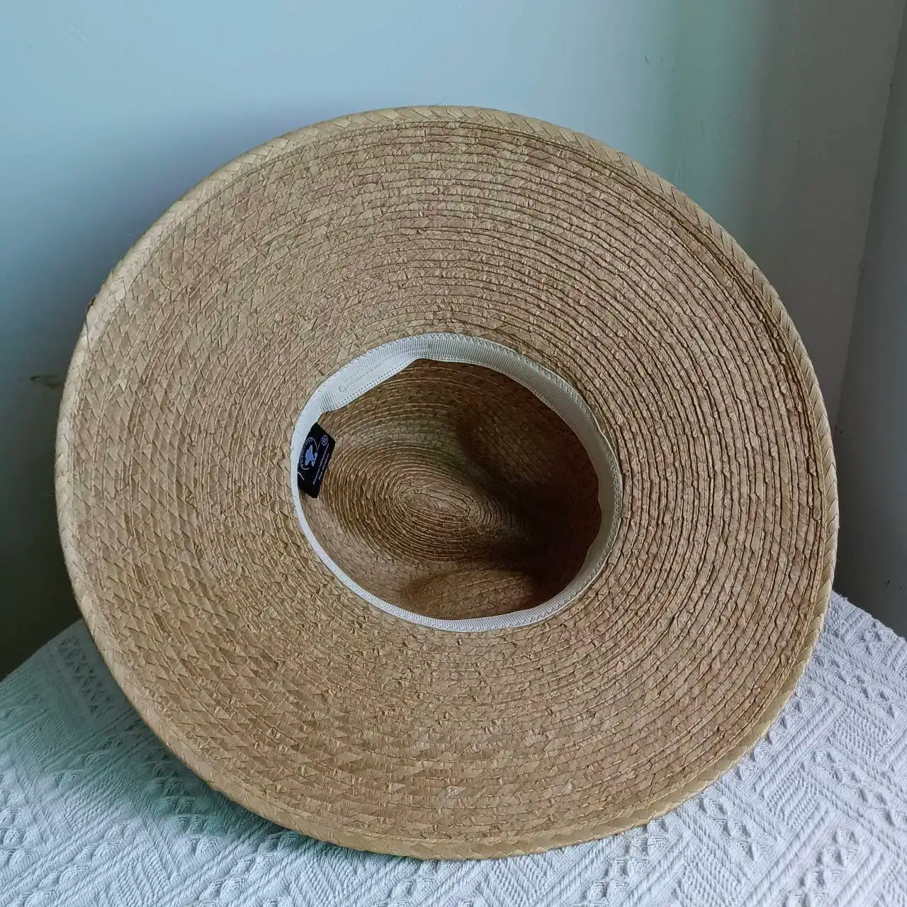 Chapéu de Folha de Palmeira Natural Tecido à Mão