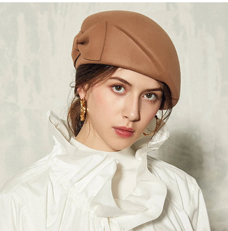 British Top Beret with Bow – Classic Elegance