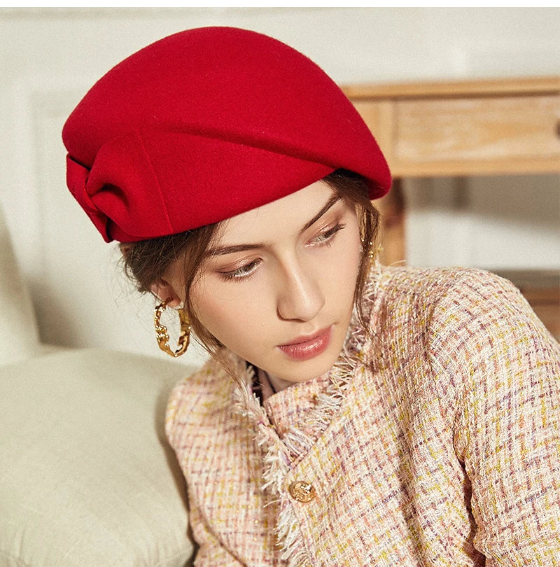 British Top Beret with Bow – Classic Elegance