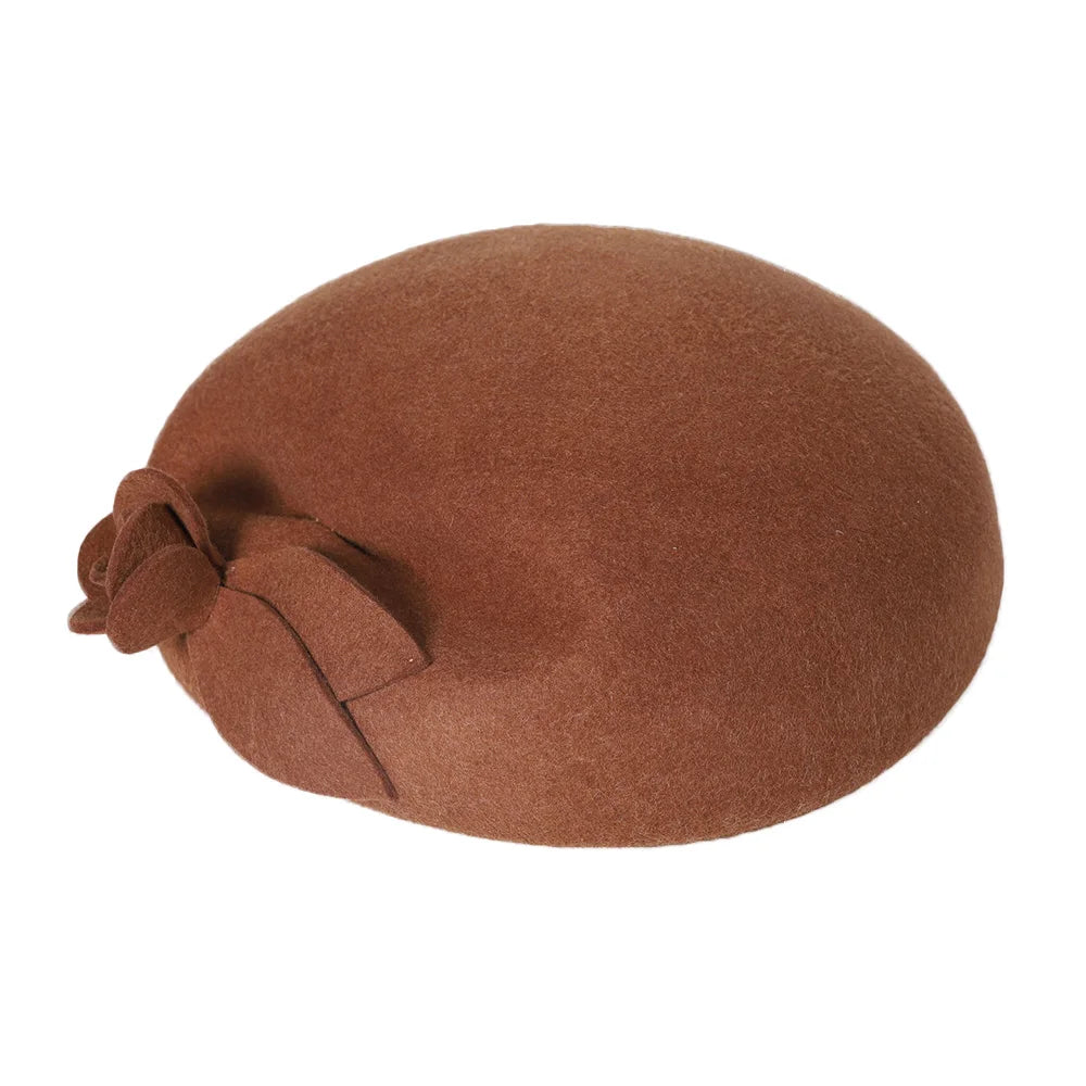 Fascinator Beret with Flower – Formal Elegance