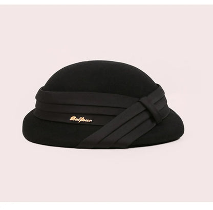 Elegant Wool Pillbox Beret – Sophisticated Style