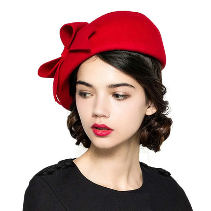 Boina Elegante com Laço – Estilo Sofisticado