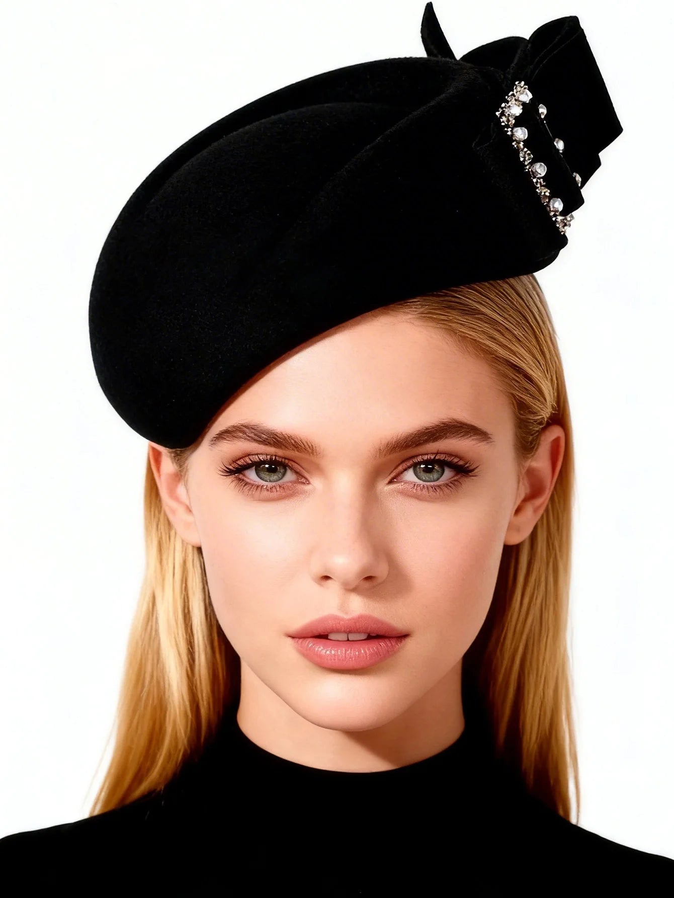 Chapéu Fascinator Preto com Laço e Strass – Elegância Formal
