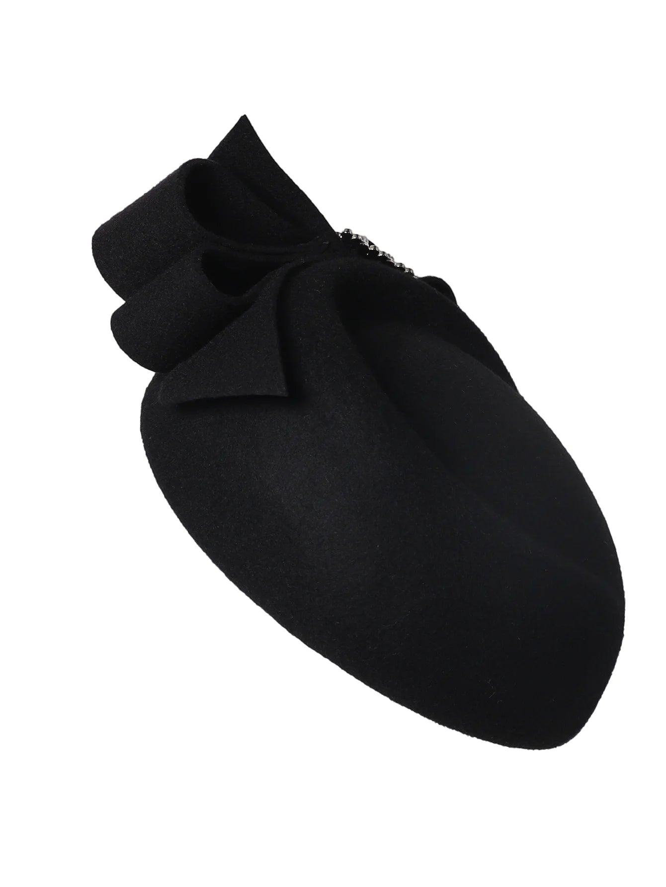 Elegant French Beret with Bow – Sophisticated Style