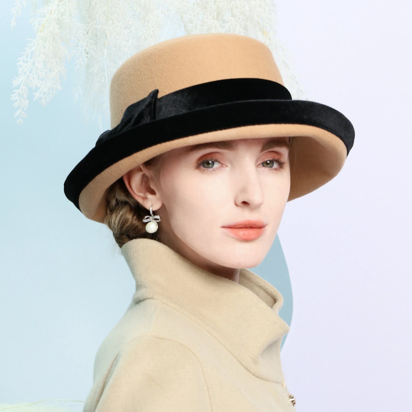 Chapéu Fedora Topo Plano Camel – Estilo Casual Elegante