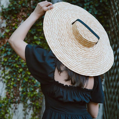 Chapéu de Sol de Palha Natural Aba Larga com Fita – Topo Plano Elegante Feminino