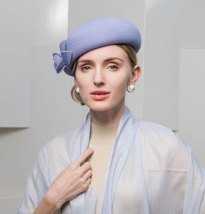 Fascinator Beret with Flower – Formal Elegance