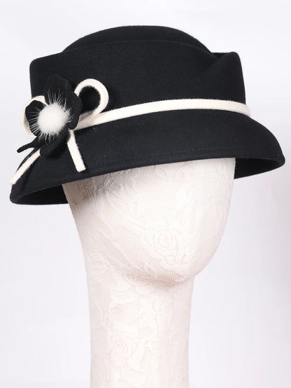 Chapéu Bowler com Flor e Laço – Elegância Formal