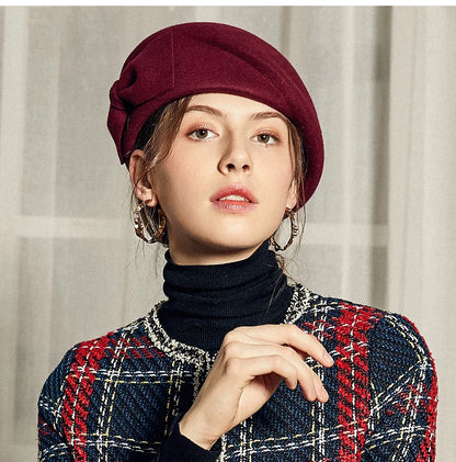 British Top Beret with Bow – Classic Elegance