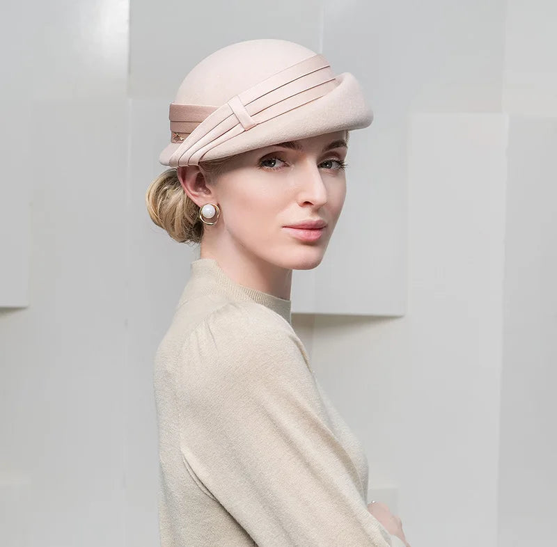 Elegant Wool Pillbox Beret – Sophisticated Style