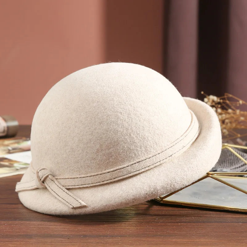 Chapéu Top Hat Britânico Aba Ondulada – Elegância Vintage