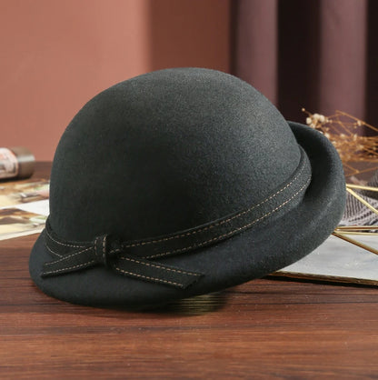 Chapéu Top Hat Britânico Aba Ondulada – Elegância Vintage
