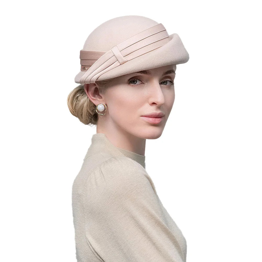 Elegant Wool Pillbox Beret – Sophisticated Style