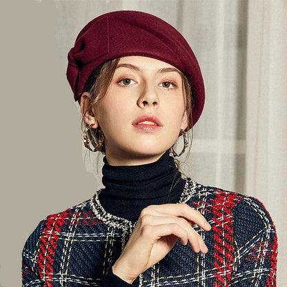 British Top Beret with Bow – Classic Elegance