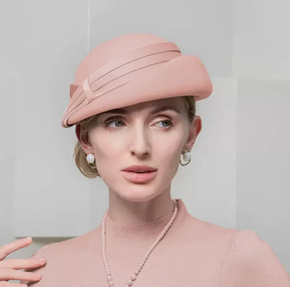 Elegant Wool Pillbox Beret – Sophisticated Style