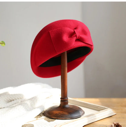 British Top Beret with Bow – Classic Elegance